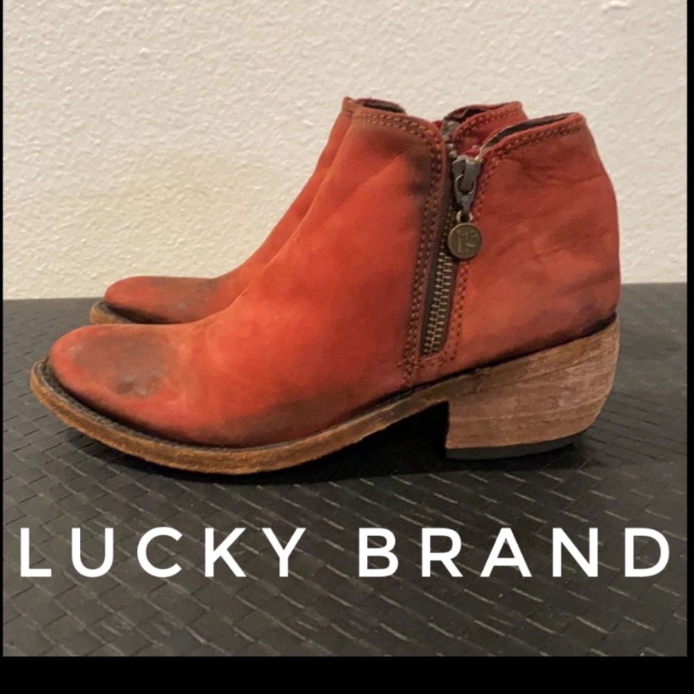 Lucky Brand distressed leather ankle boots sz 6